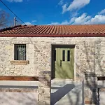 Stone House - πέτρινο Σαλέ