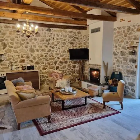 Stone House - πέτρινο Шале
